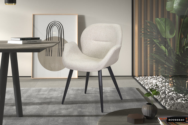 Chaise XIMA avec Accoudoirs et Piètement en Métal Noir Mat Interieurco
